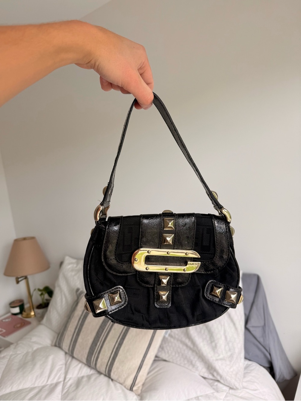 Vintage Guess Black Shoulder Bag with Silver Stud Accents - Picture 2 of 3